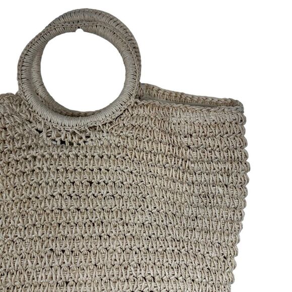 Woven Straw Summer Top Handle Tote - Picture 4 of 7